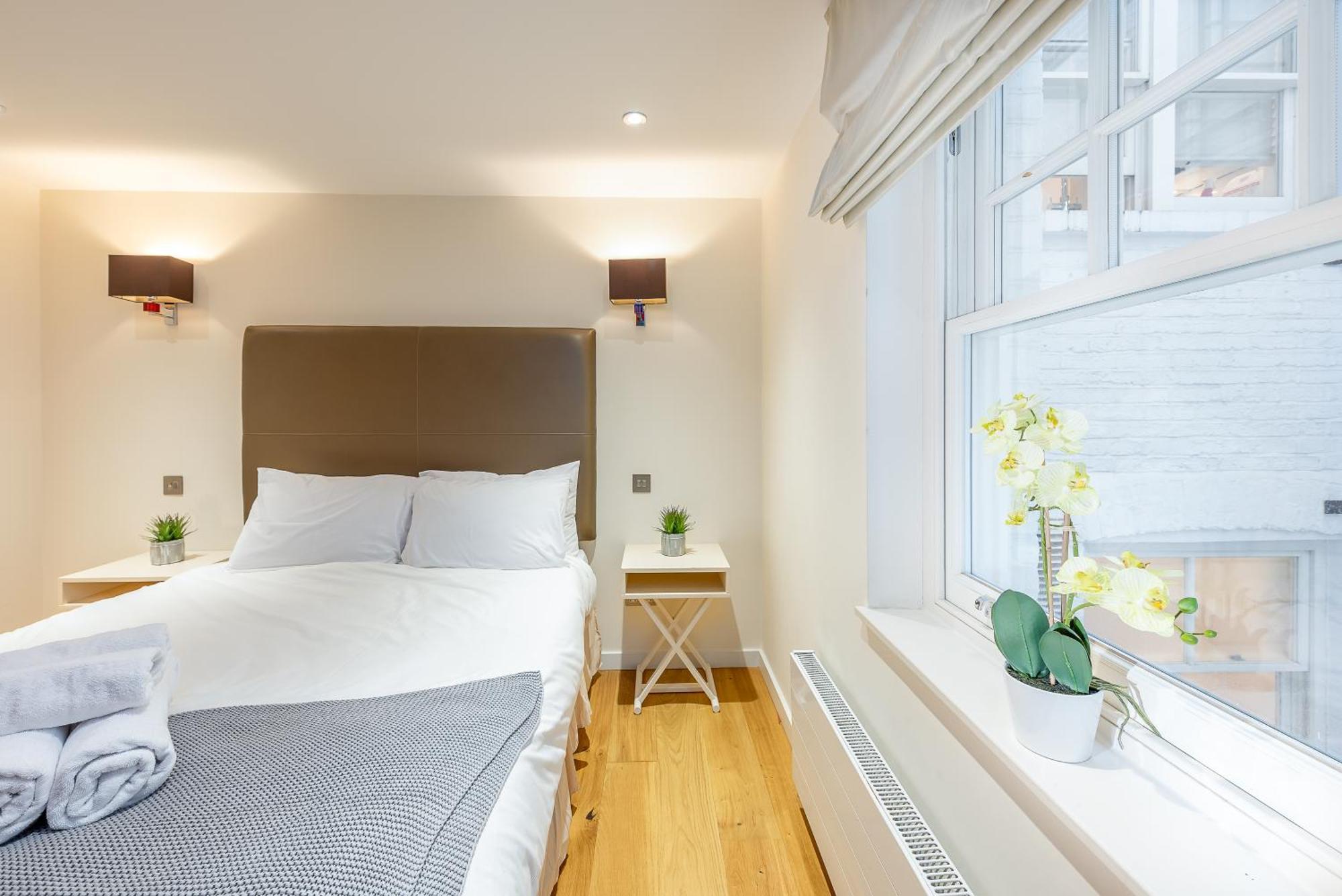 Appartement Moments From Hyde Park & Notting Hill With Free Luggage Storage And Washing Machine Londen