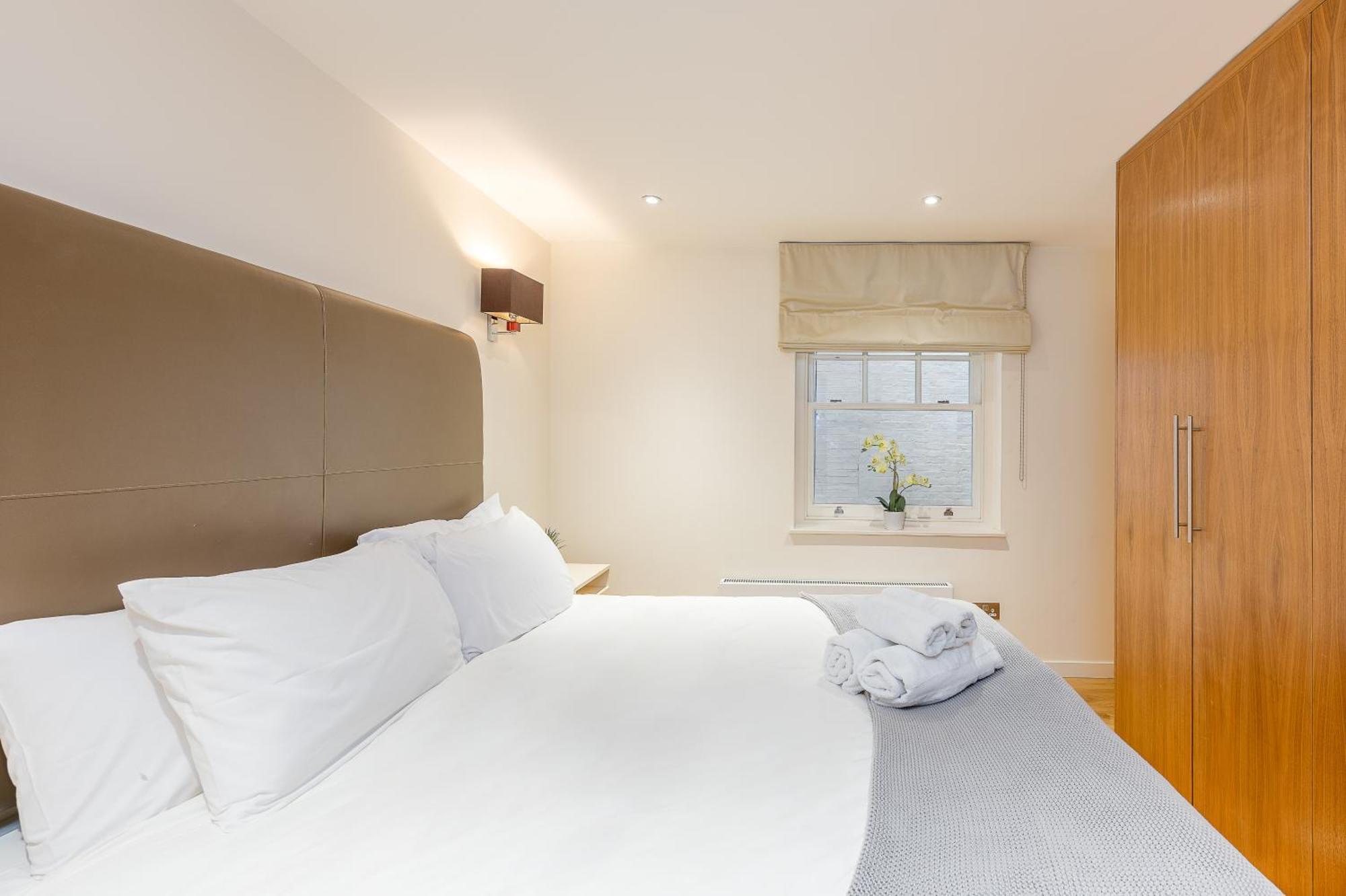 Appartement Moments From Hyde Park & Notting Hill With Free Luggage Storage And Washing Machine Londen