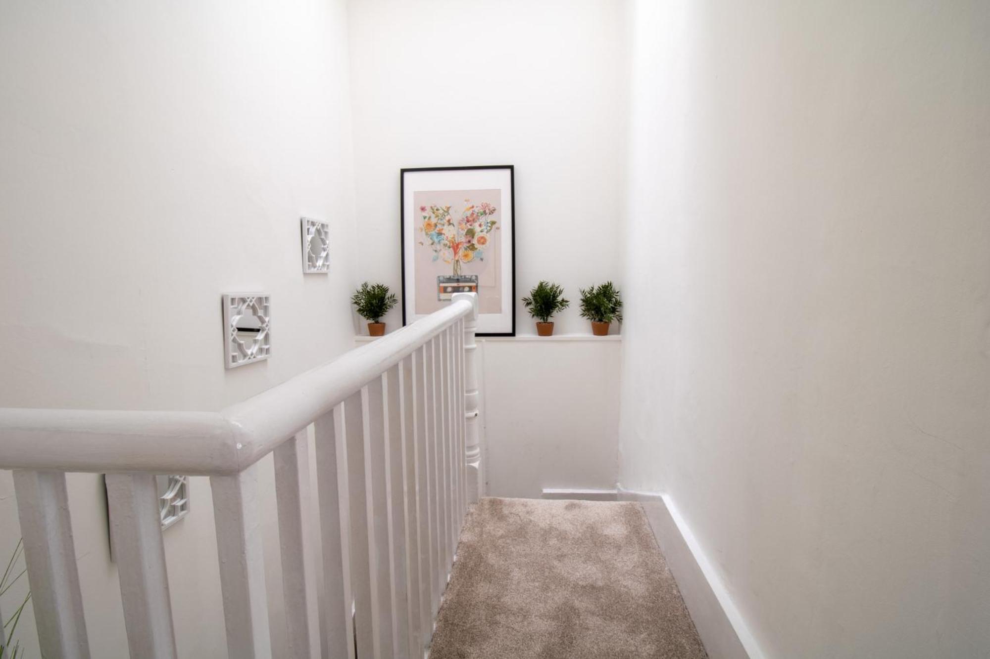 Appartement Mayfair Maisonette Chic Spacious 2-bed - 33a Londen