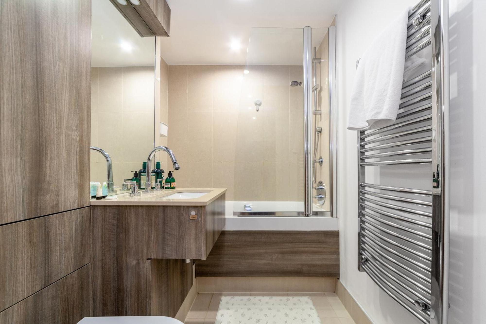 St George Apartment