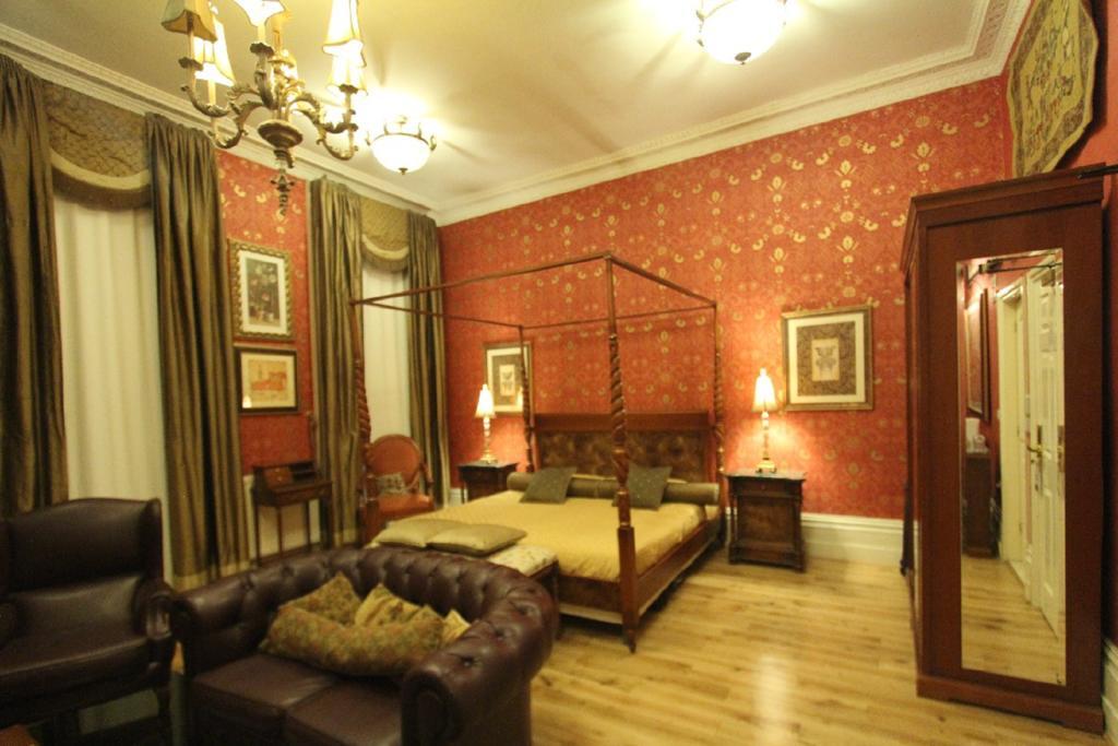 Opulence Boutique Londen