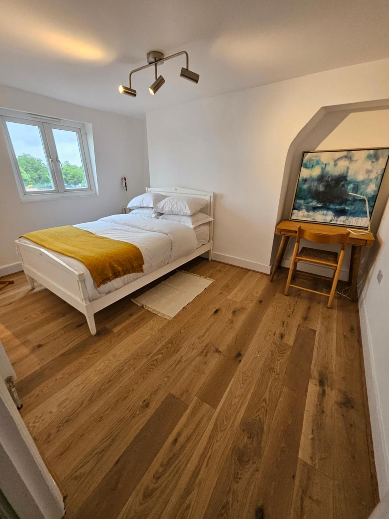 Mia Residence, Waterloo 4bed Apa London