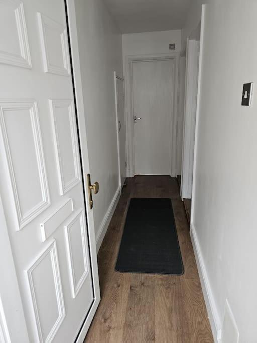 Beautiful Garden Flat Near * Londres