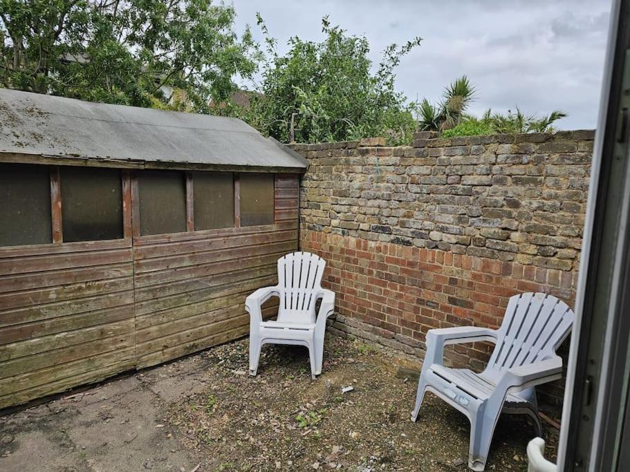 Beautiful Garden Flat Near Appartement Londres