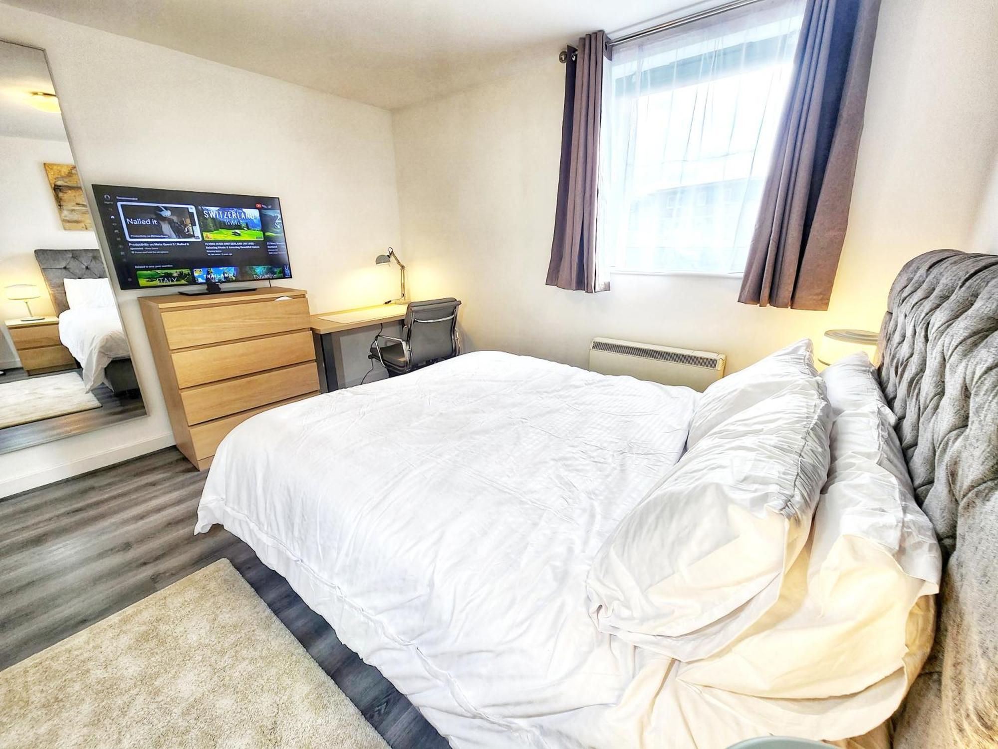 Brand New Flat - Canary Wharf * Londen