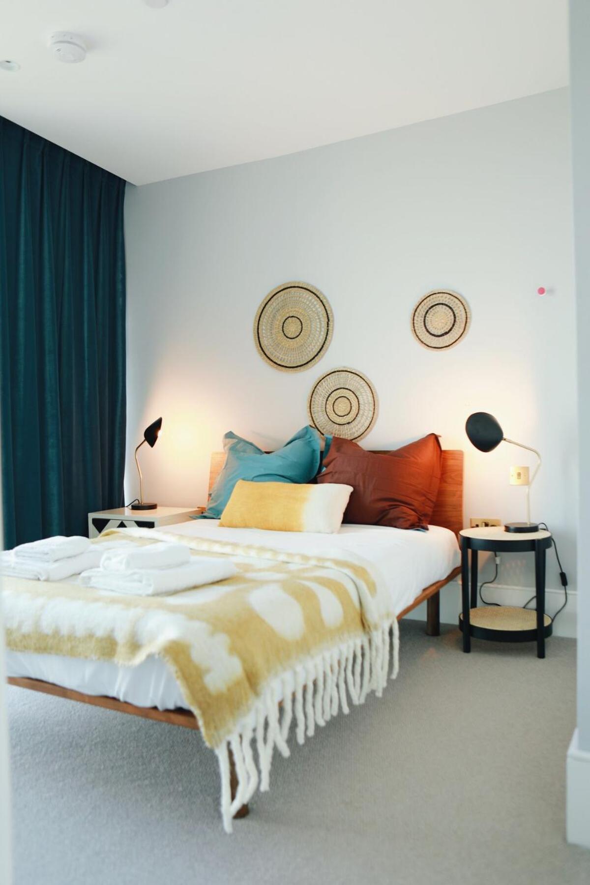 O2- Luxurious 3bd Flat With Stunning View Balcony Apartment London