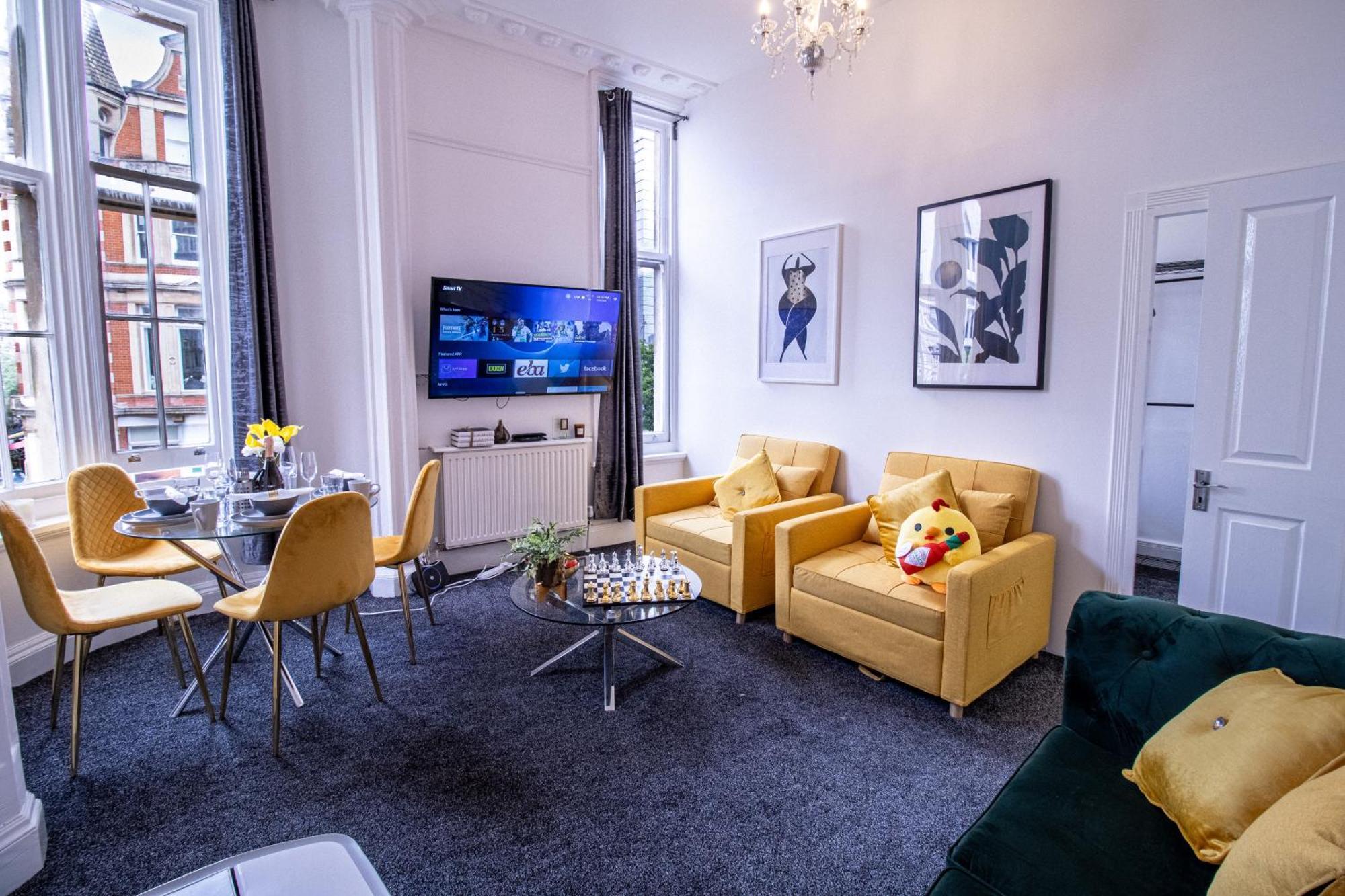 Apartment Elegant 3 Bedroom On Oxford Street Luxury Living In 2gc *