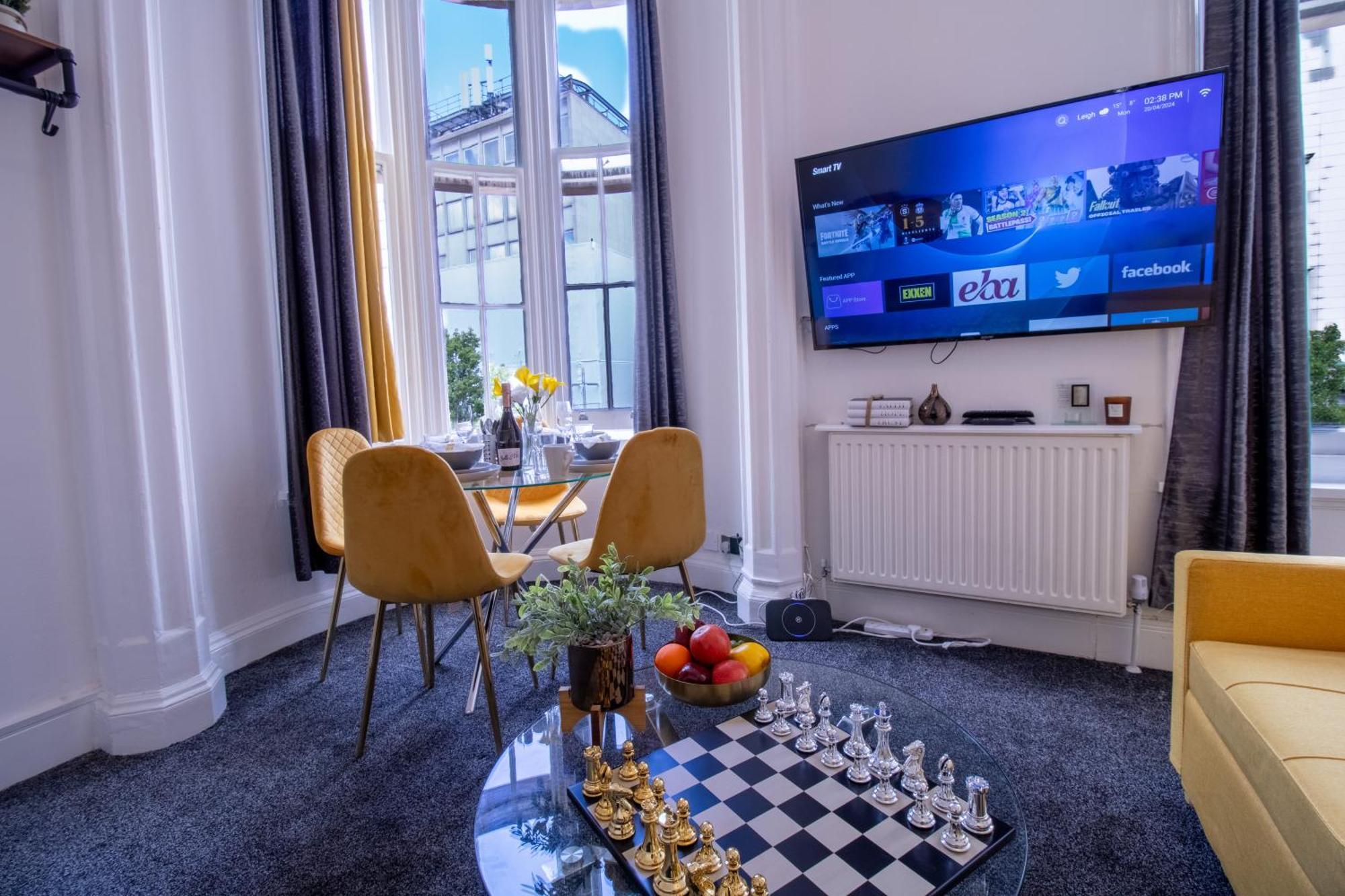 Elegant 3 Bedroom On Oxford Street Luxury Living In 2gc *