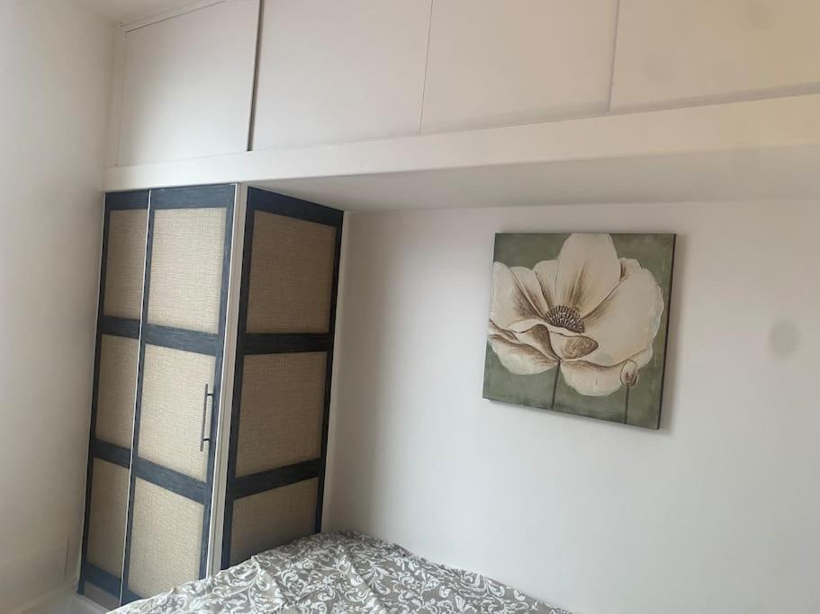 Apartment Location For Of *