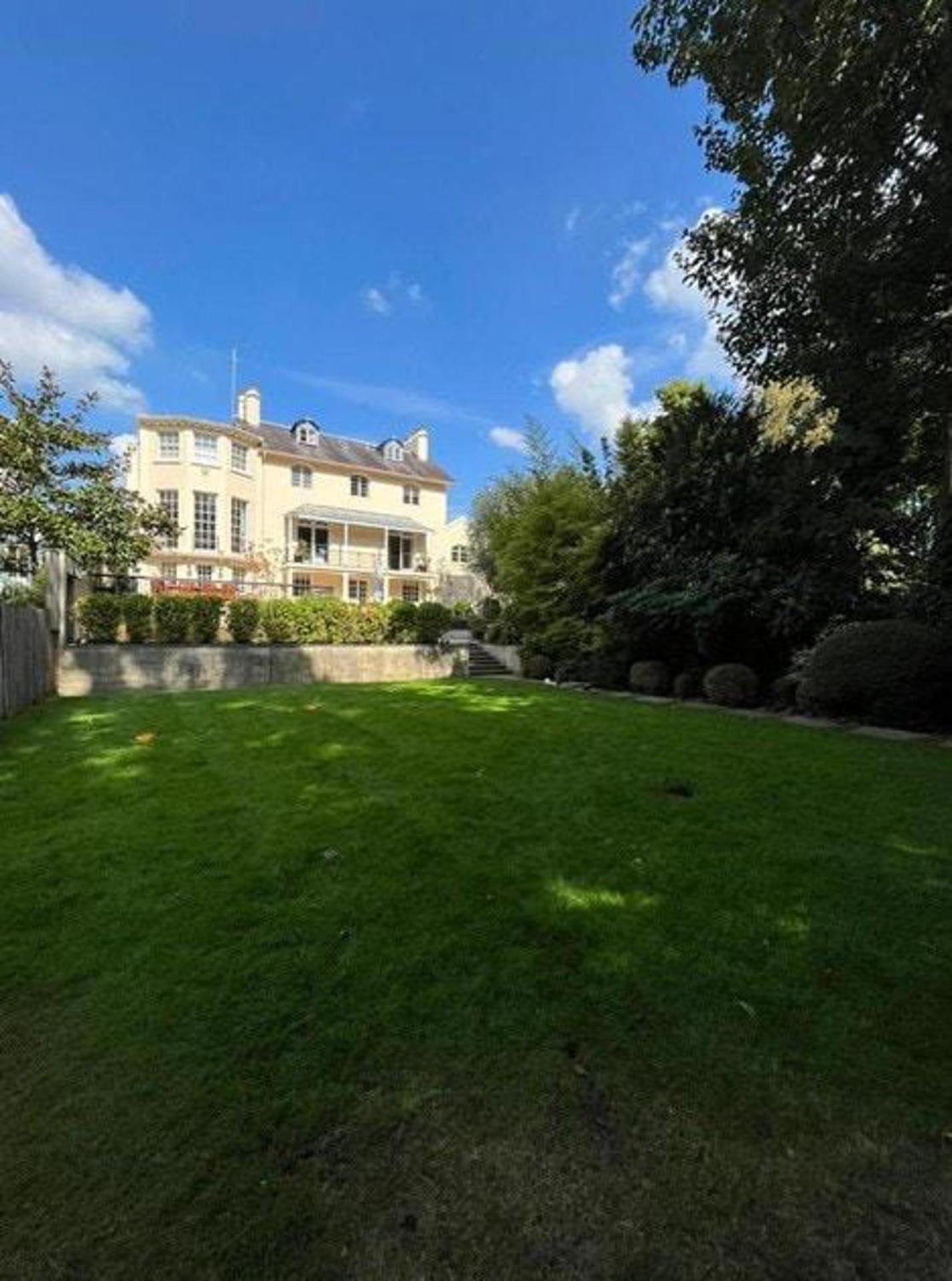Park Village Luxury House -