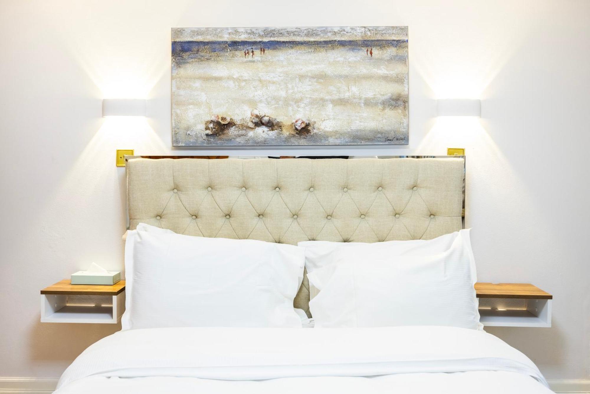 Carlton Court - Mayfair Aparthotel 5*