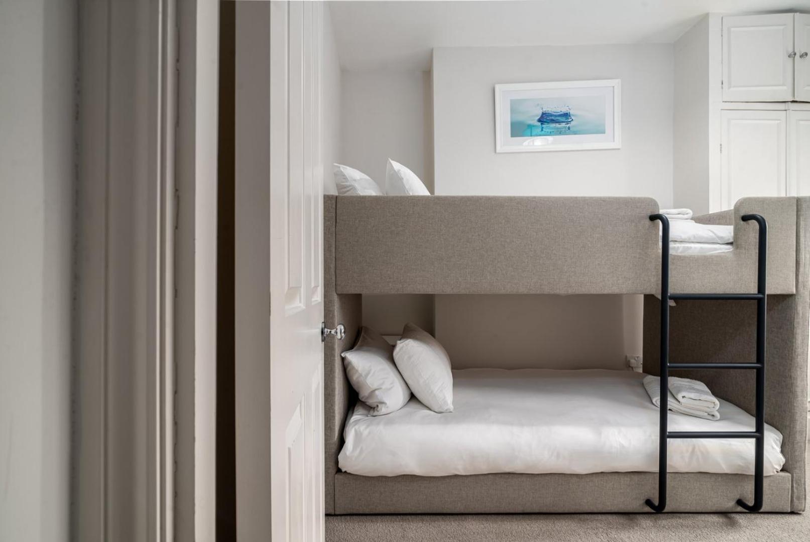 Ferienhaus Guestready - Family With Garden For 6 *