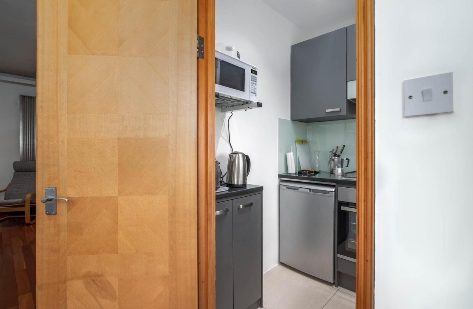 Guestready - Central Converted Mews In Bayswater Leilighet