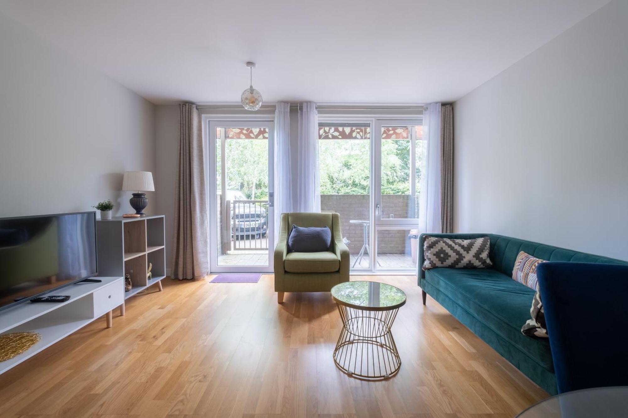 Brand New Flat With Car Park Appartement Londres