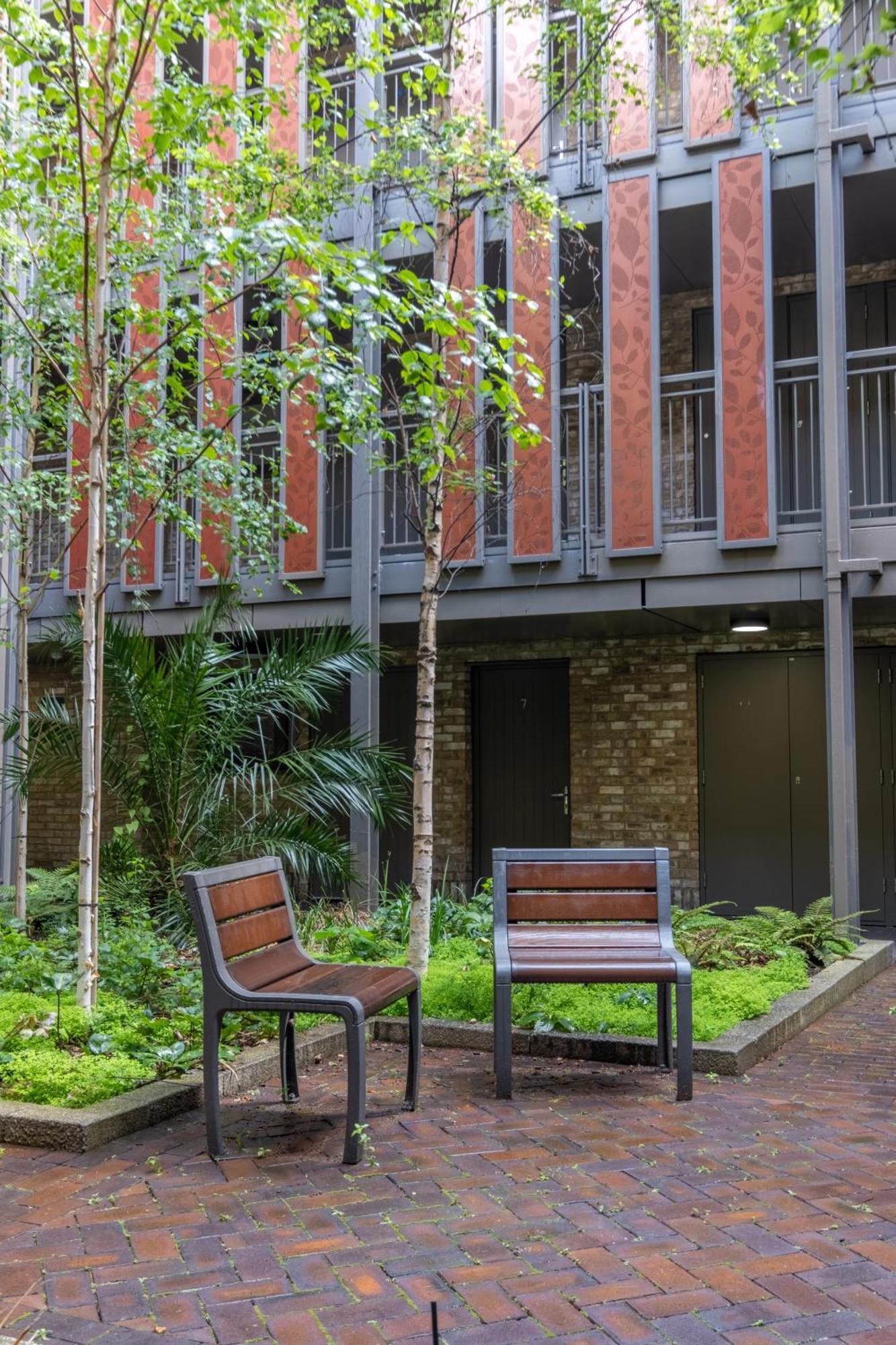 Brand New Flat With Car Park