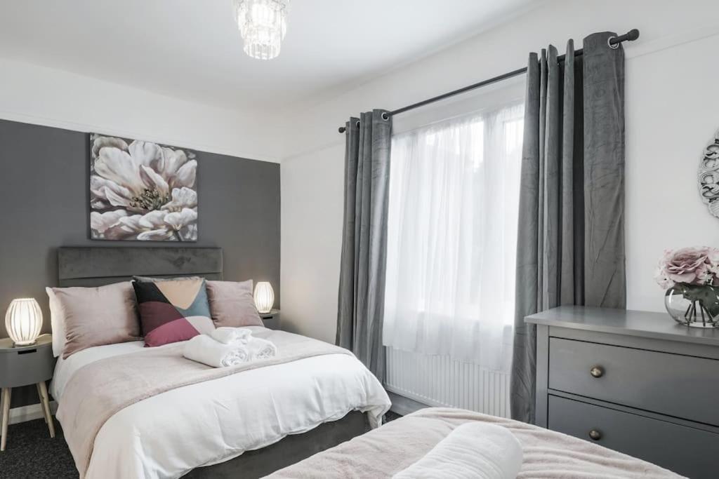 Appartement 4 Bed Flat Sleeps Up To 9 Close To Brixton Londen