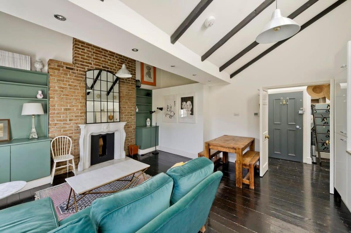 Long Discounts- 1 Bed Bohemian Loft Style Lejlighed
