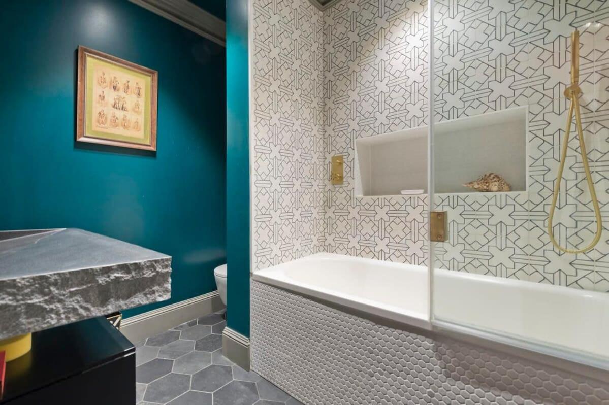 Apartment Long Discounts - 3 Bed Kensington Garden Flat *