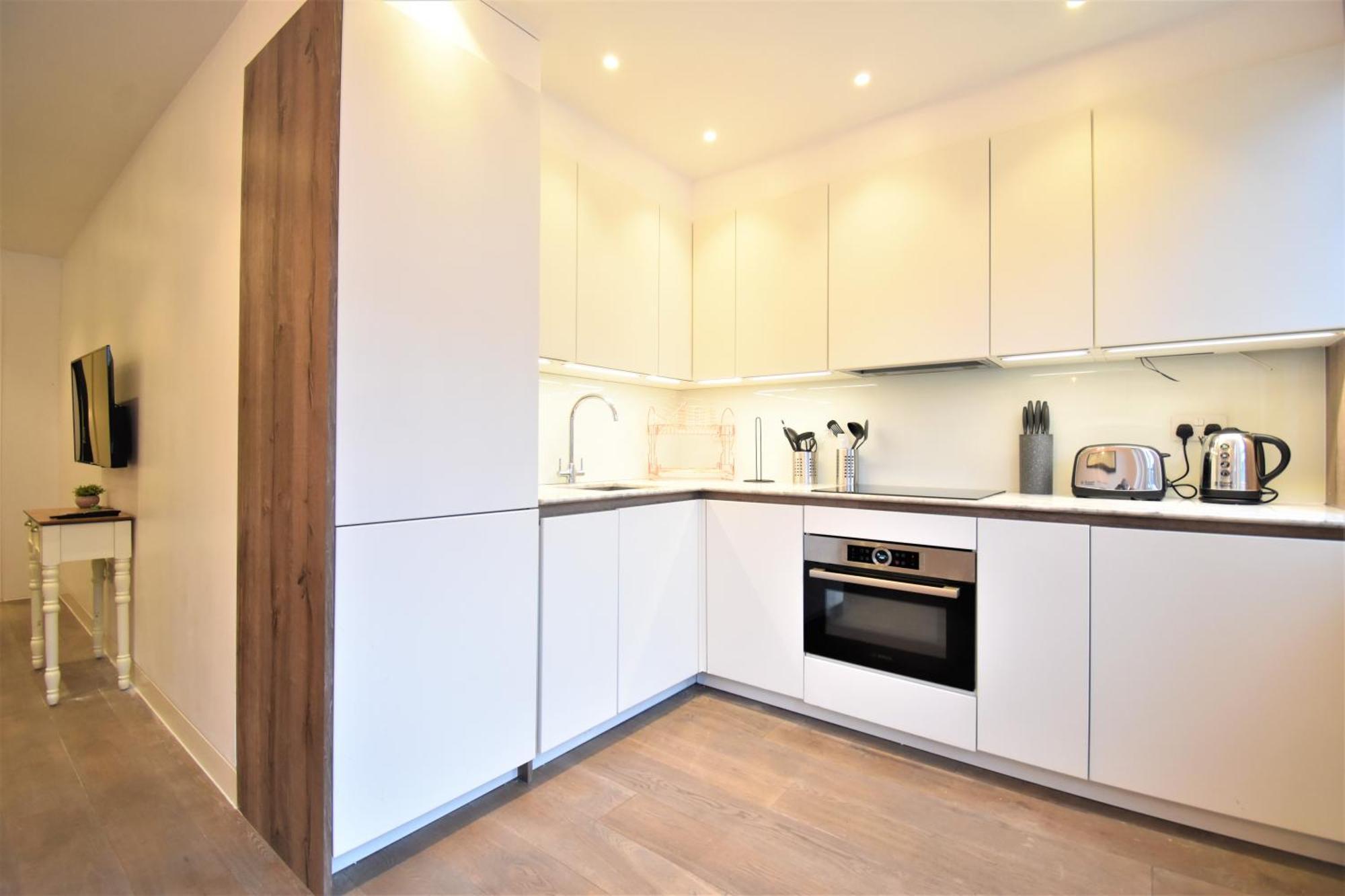 Superb Apartment, Shirland Mews Appartement Londen