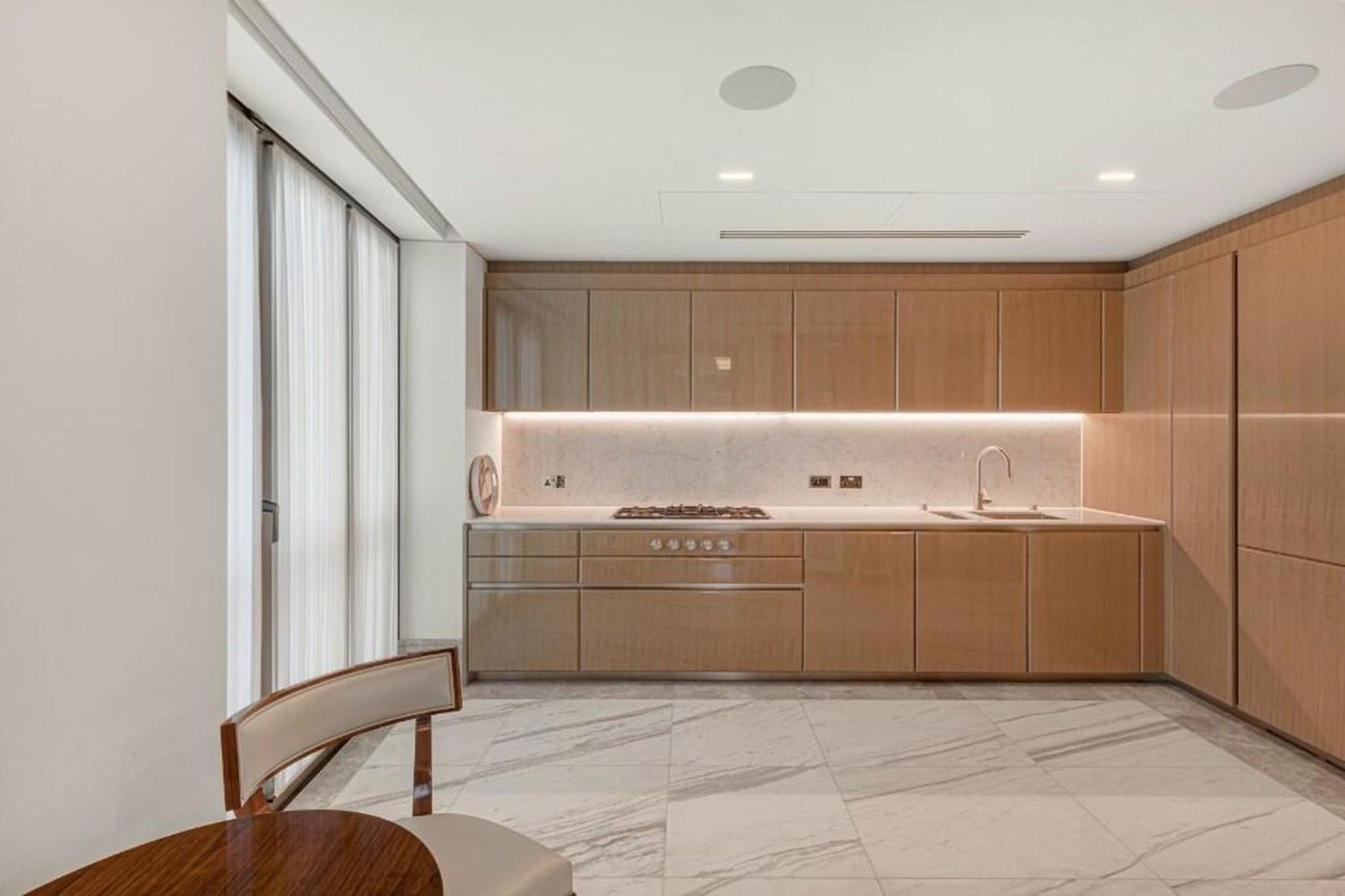 Ashburton Place One Apartment