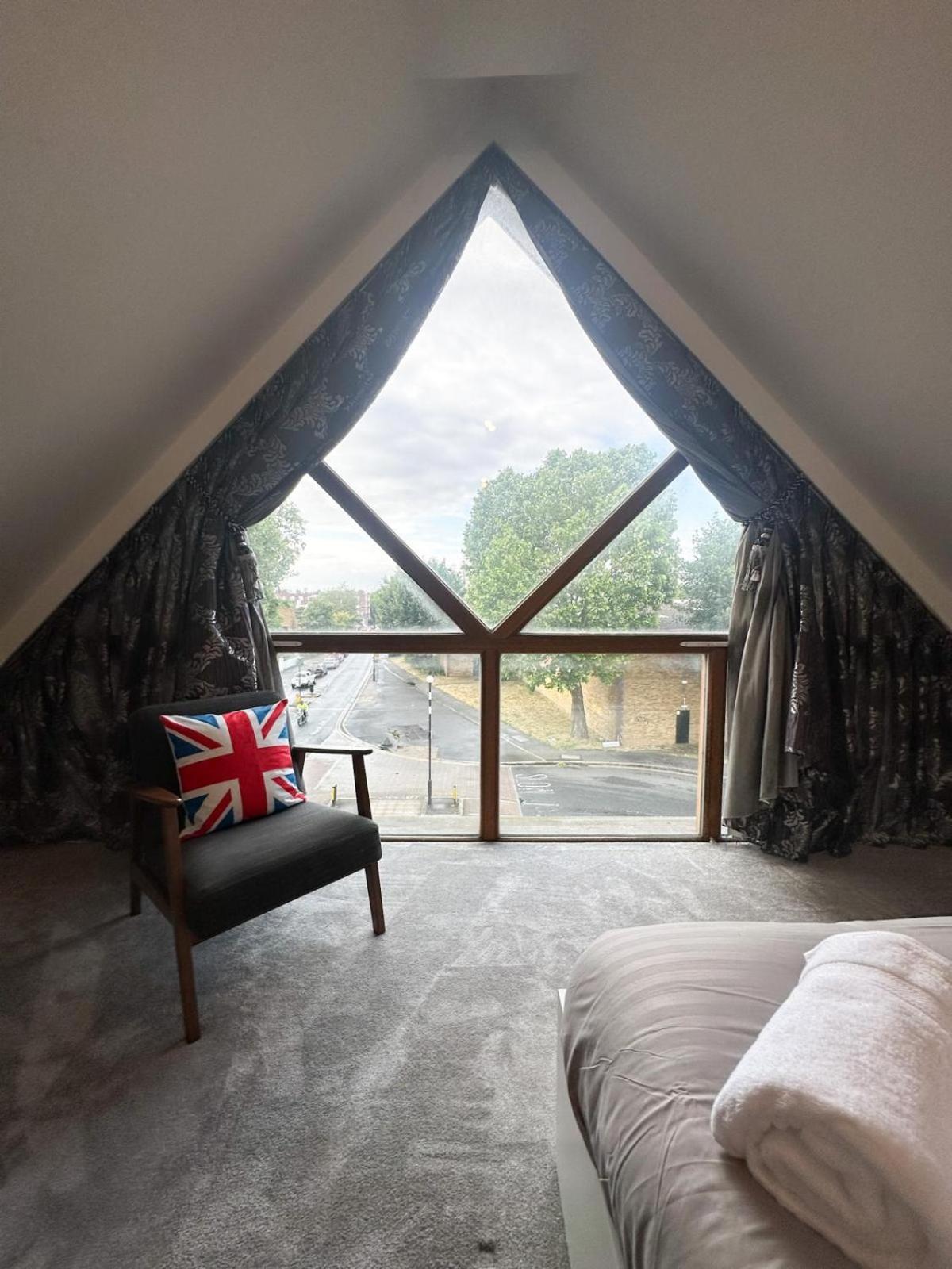 Clapham Court Penthouse Lejlighed *