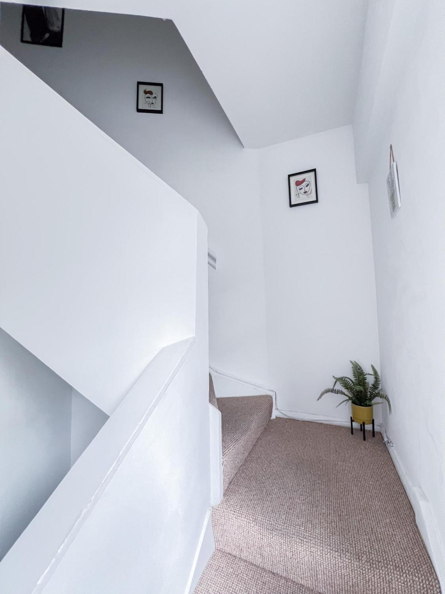 Pleasant 1 Bedroom Camden -on 1st Floor Lejlighed London
