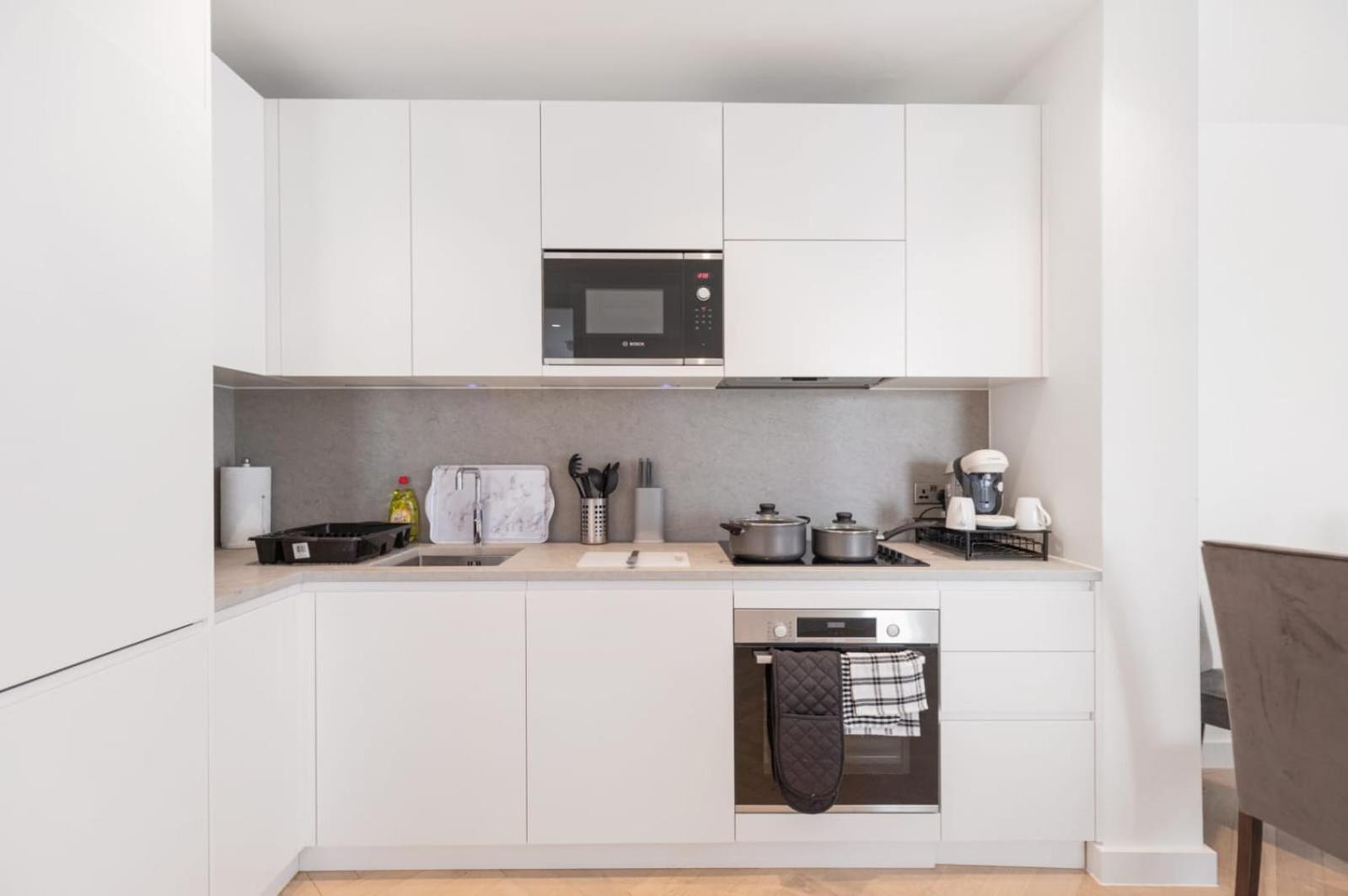 Melrose Place 7beds Free Wifi Wembley Stadium 15mins To Lejlighed *