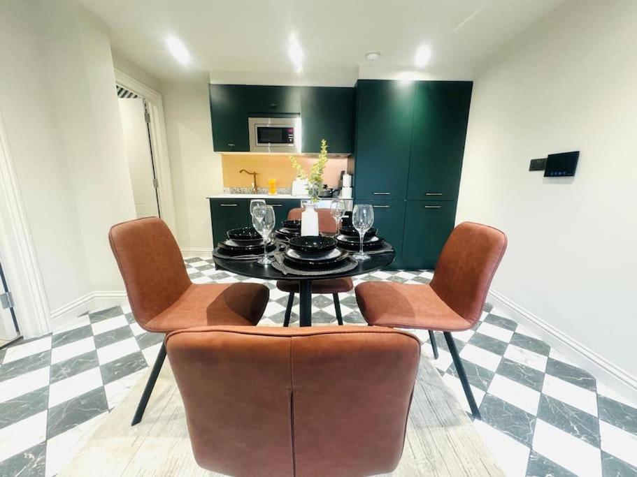 Leilighet 99 Apartment, Trendy Location D *
