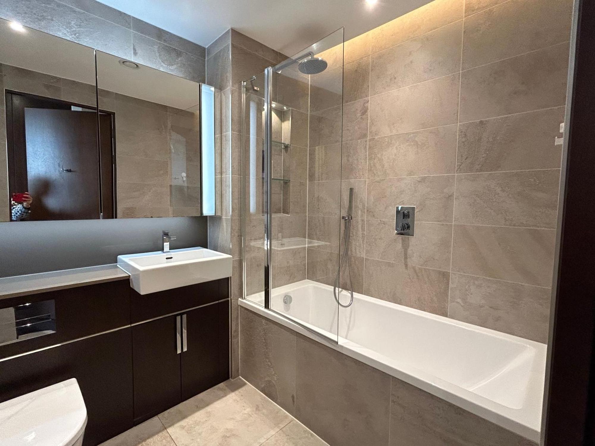 Apartment Bps Thames Riverside London