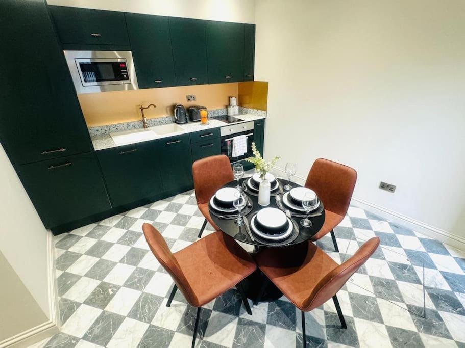 99 Ii, Key Spot, Flat E Appartement