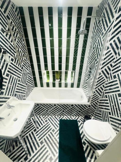 99 Ii, Key Spot, Flat E Appartement Londen