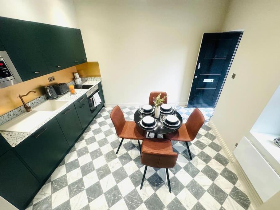 99 Ii, Key Spot, Flat E Appartement