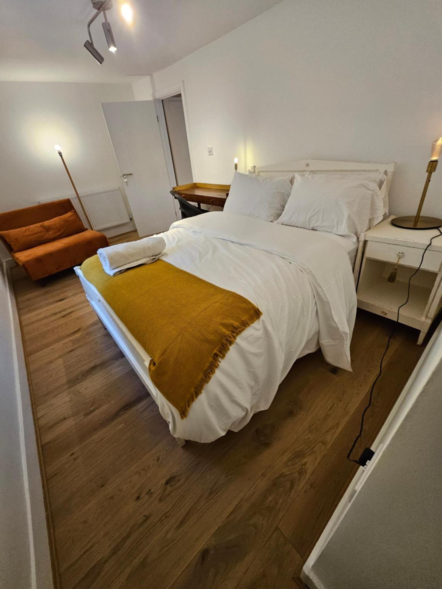 Appartamento Mia Residence, Waterloo 4bed Apa