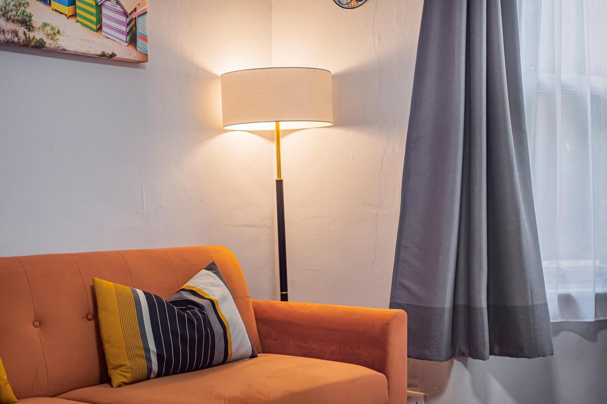 Pass The Keys Private Garden By Tulse Hill Station * London