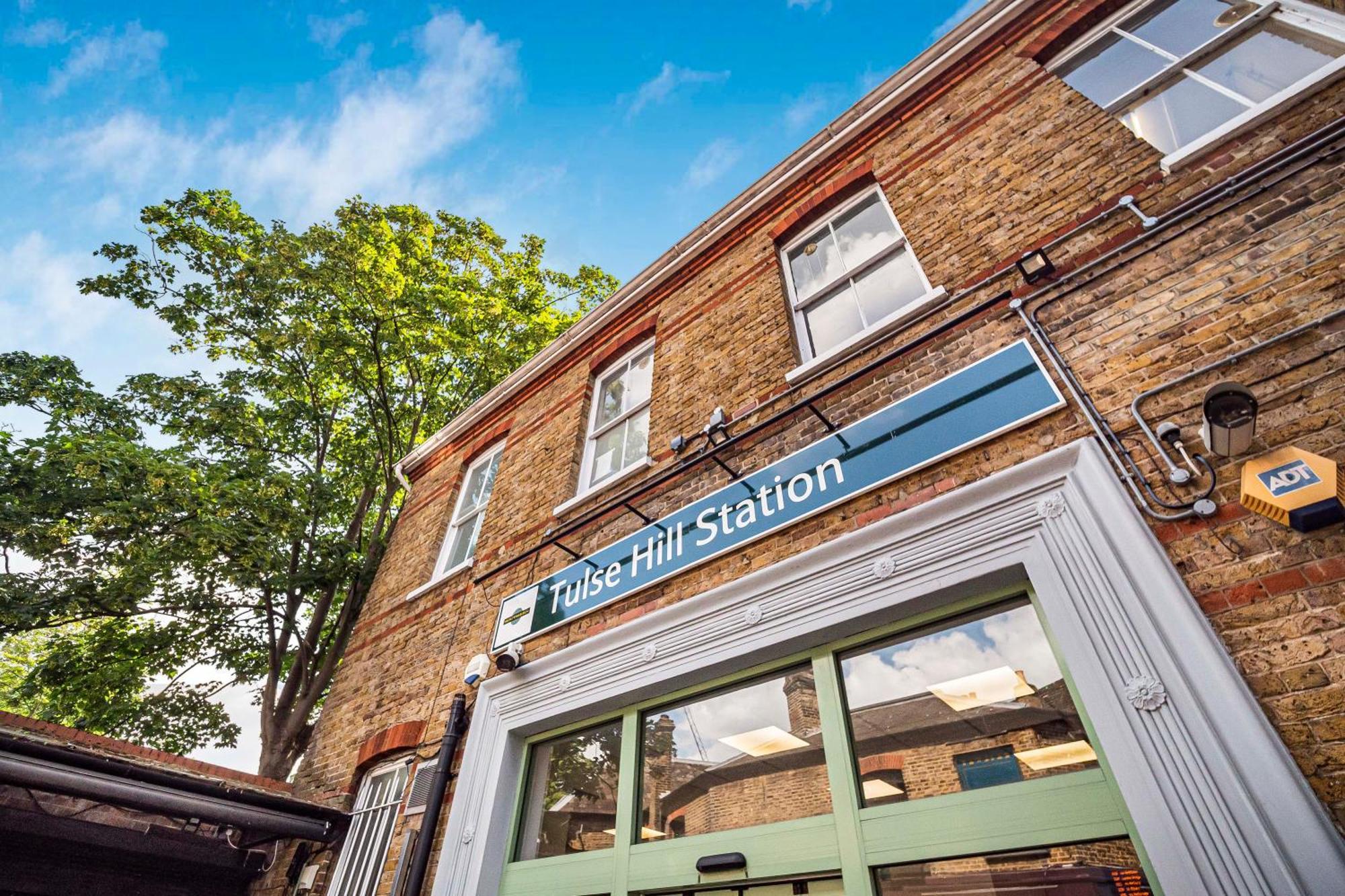 Pass The Keys Private Garden By Tulse Hill Station London