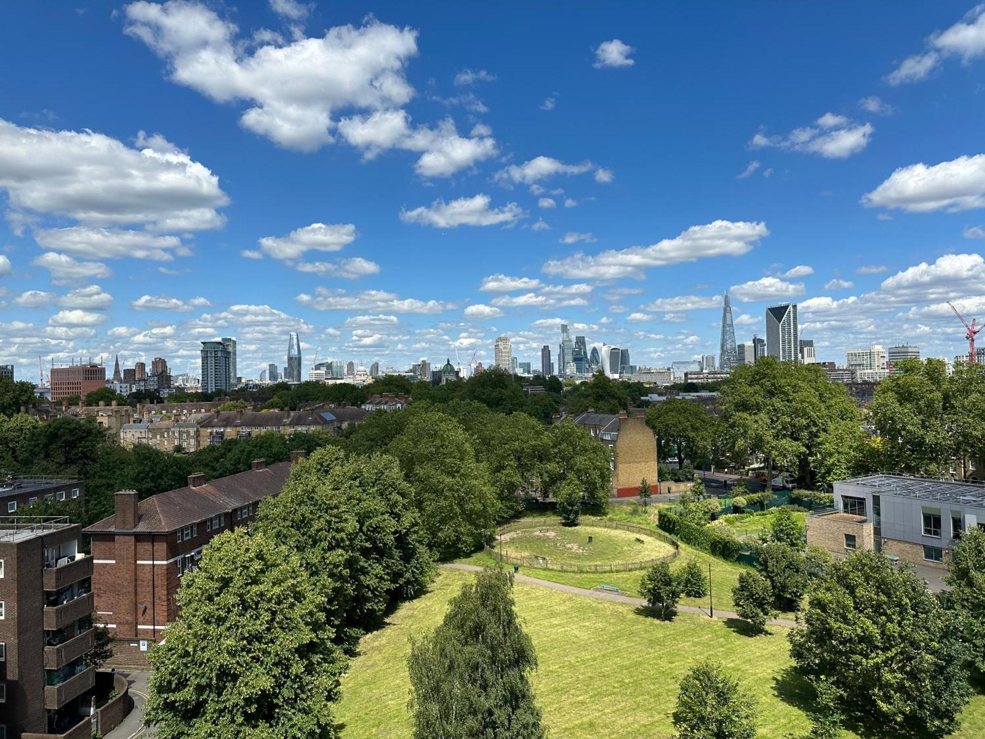 Shard Bed & Breakfast *
