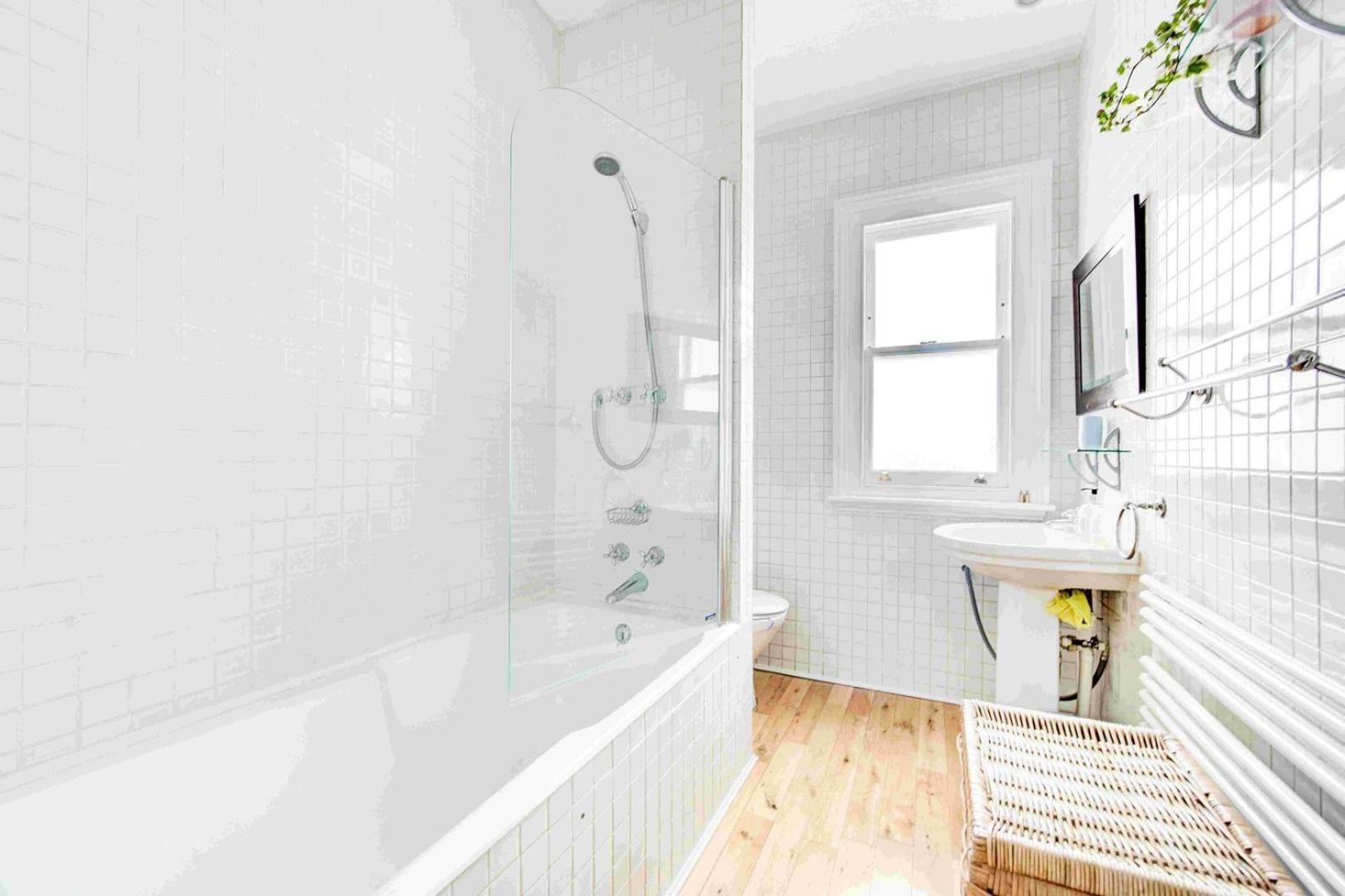 Lägenhet Guestready - A Charming In Fulham Town London