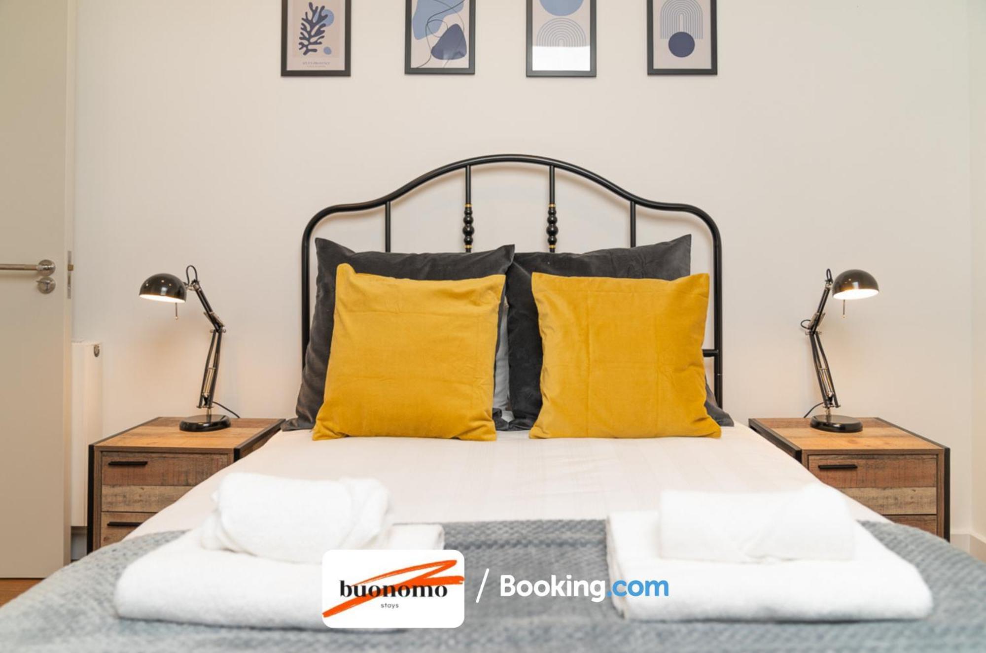 Appartement Two Bedroom At Buonomo Short Lets & Serviced *
