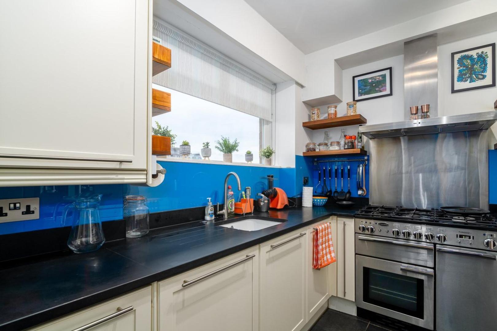 Guestready - Vibrant Near Eye Leilighet