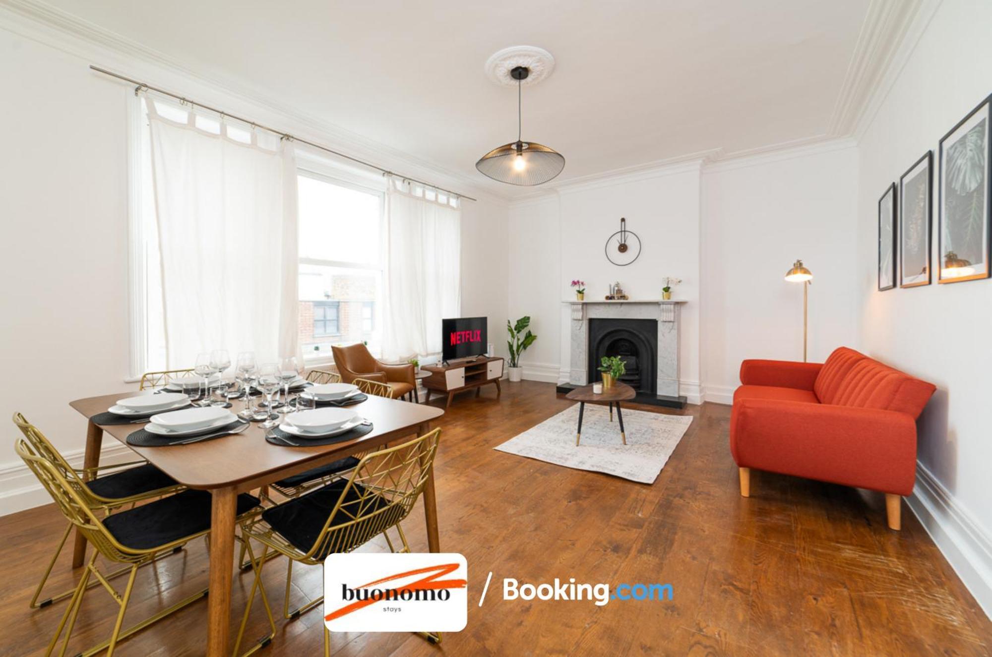 Three Bedroom At Buonomo Short Lets & Serviced Close To Wimbledon Tennis Courts Apartment London
