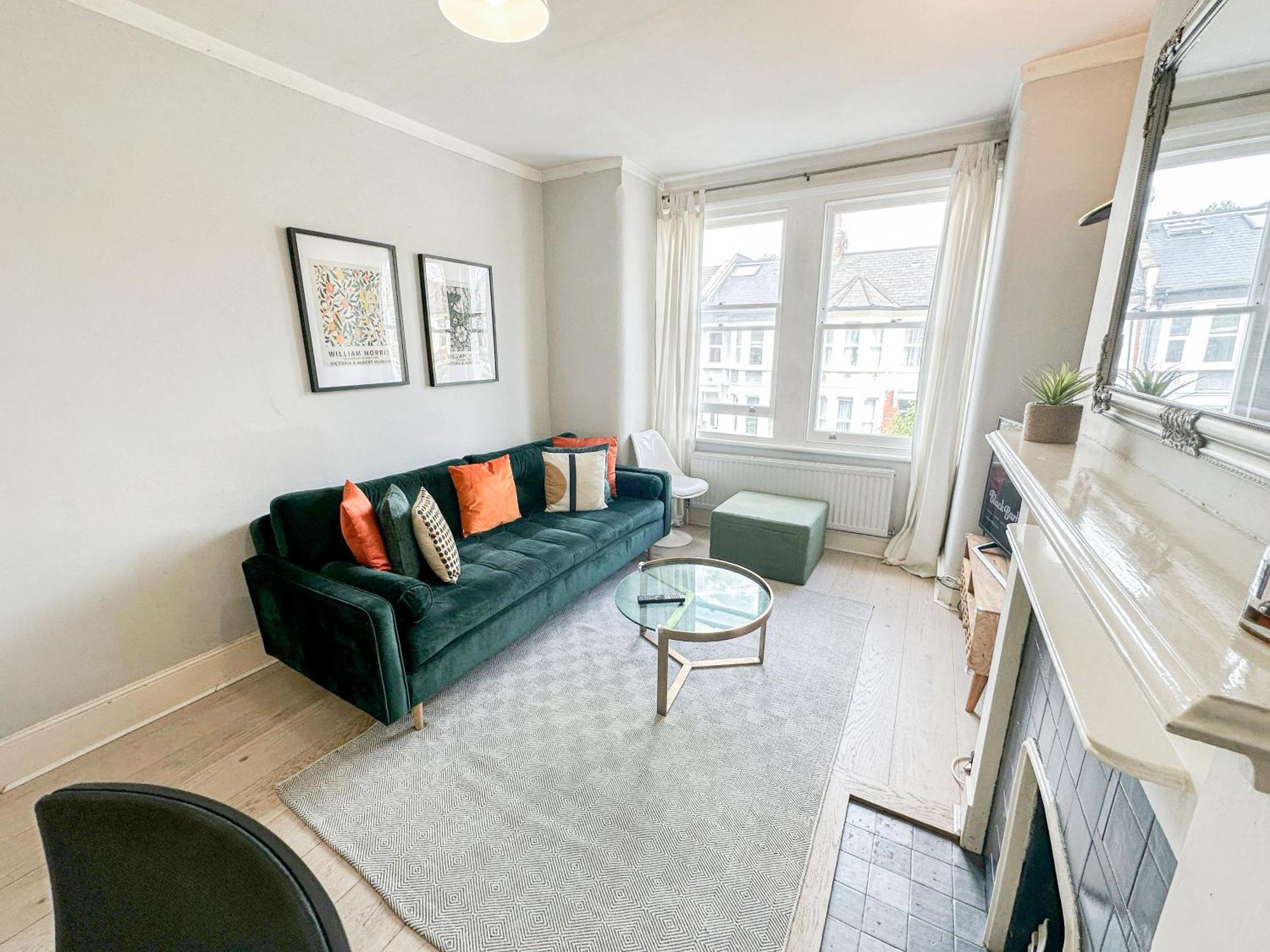 Leilighet Stylish 1-bed Flat In Willesden With Private Patio