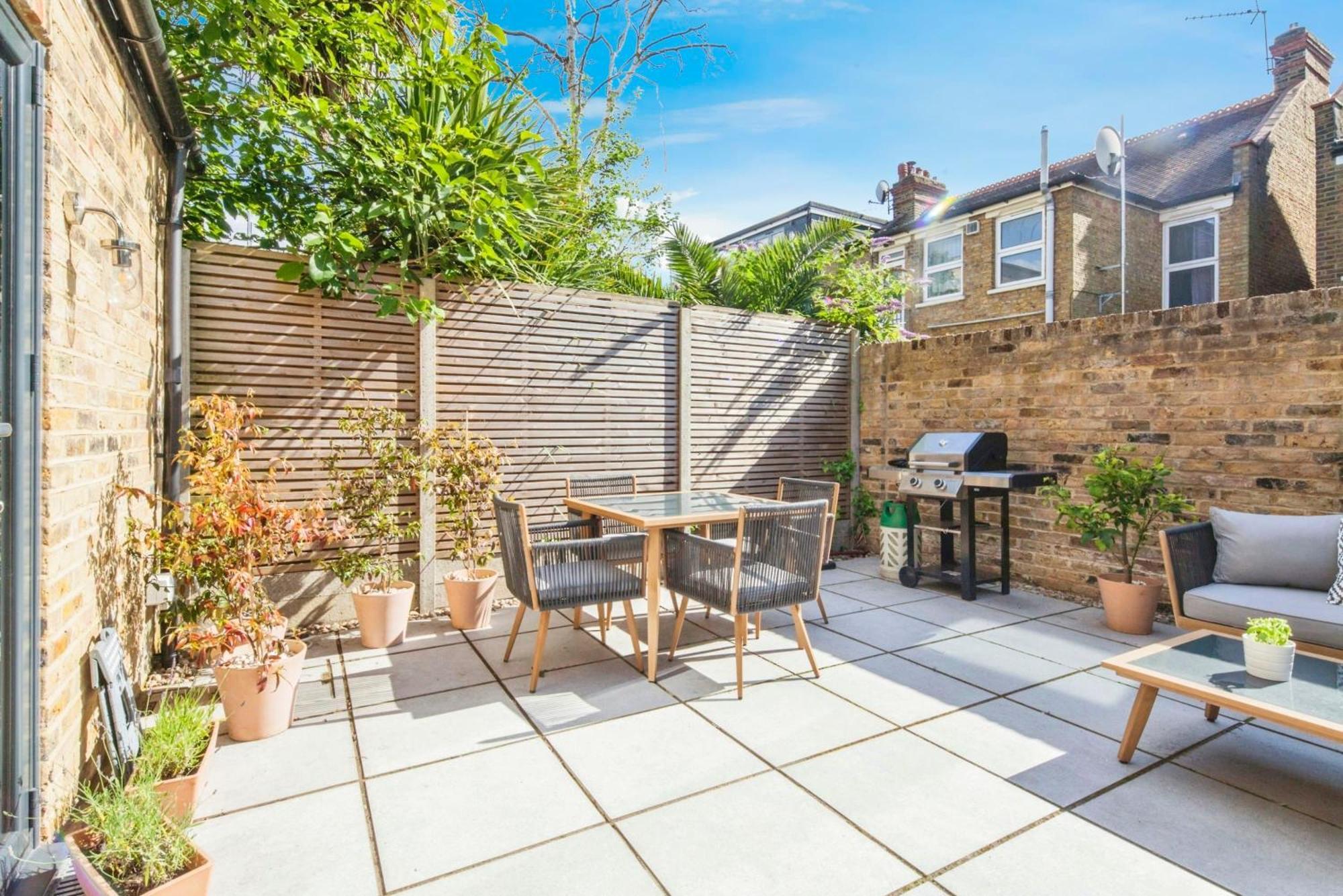 Stylish 2br Flat With Amazing Patio Appartement *