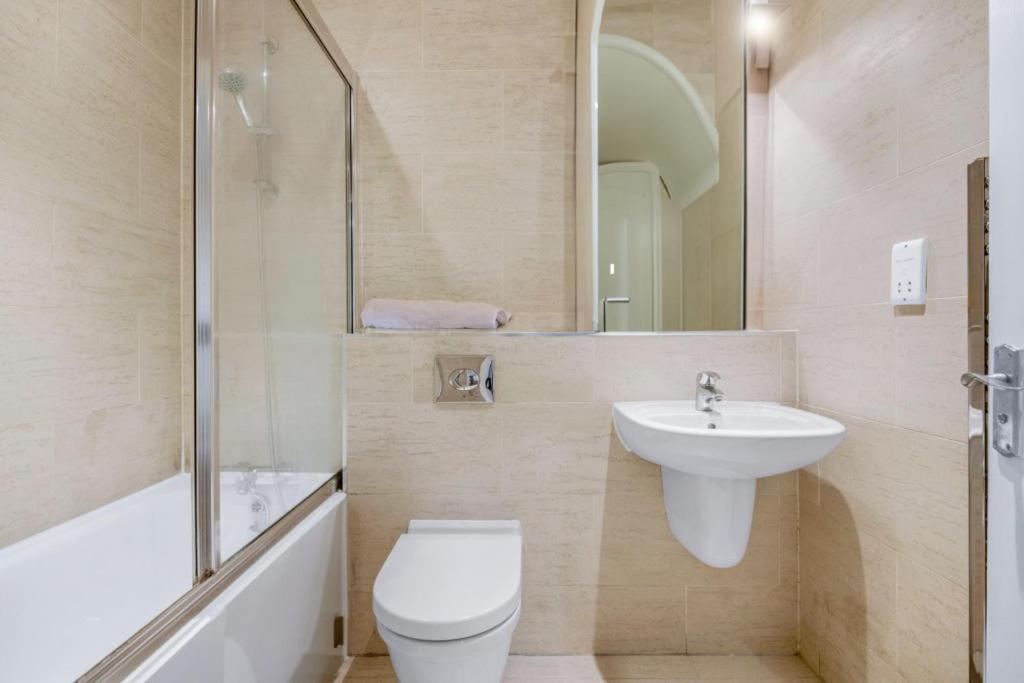 Amazing 2 Bedrooms Near Soho & Covent Garden Lejlighed *