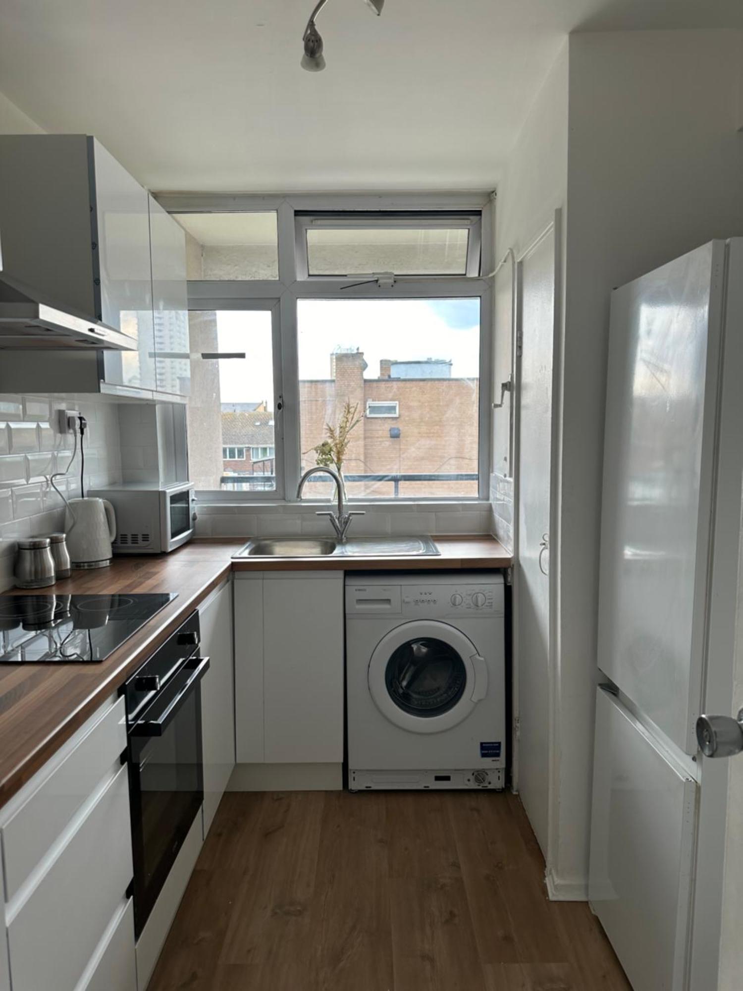 Shared In A Luxury 3 Bedroom Flat In Aldgate, E1!central Apartment