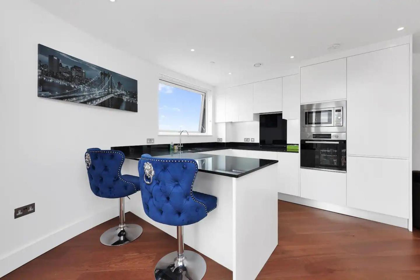 Pass The Keys Panoramic Views Centralparking Apartment London