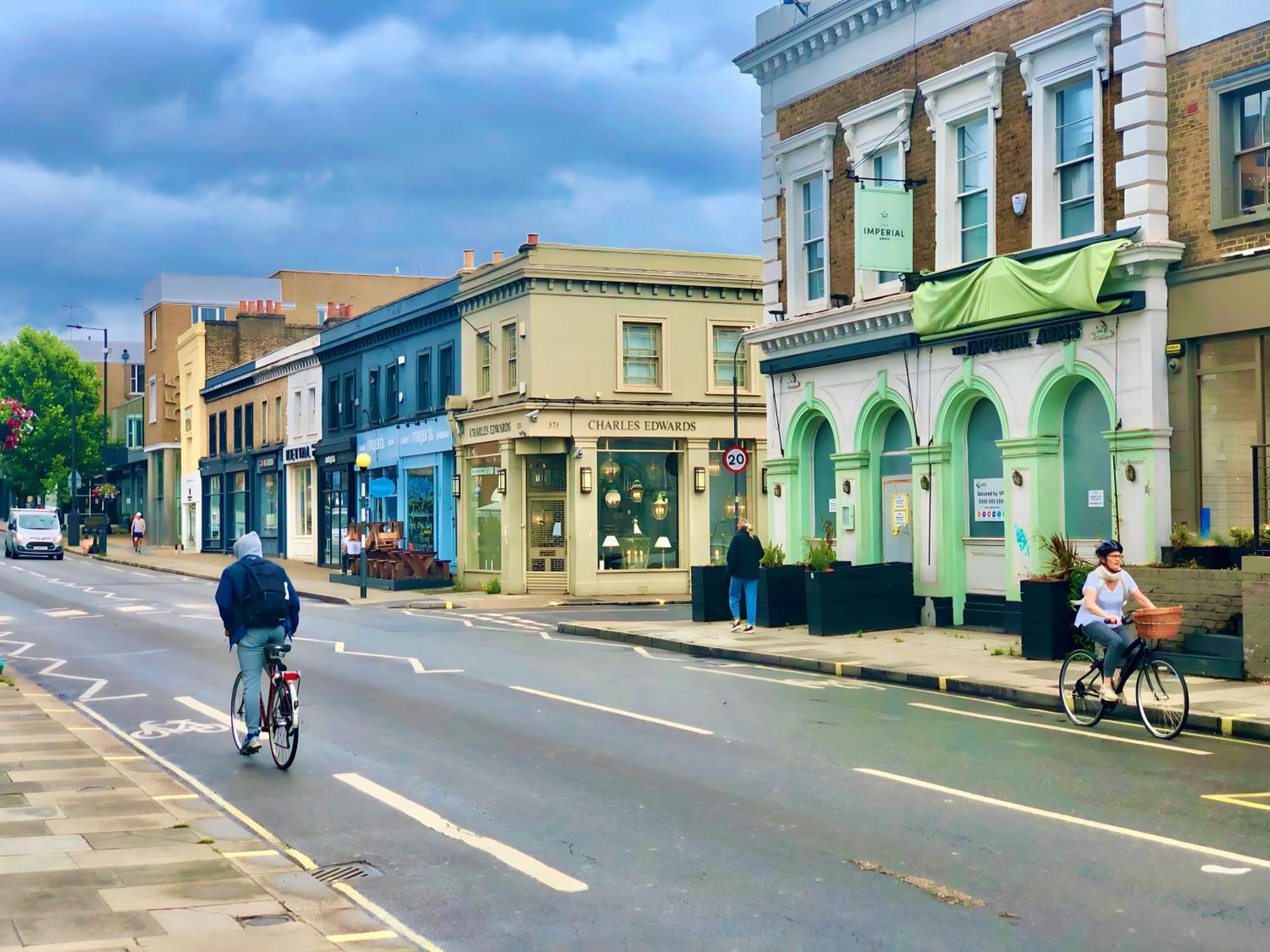 Apartment Your Ideal Getaway - Charming Haven London