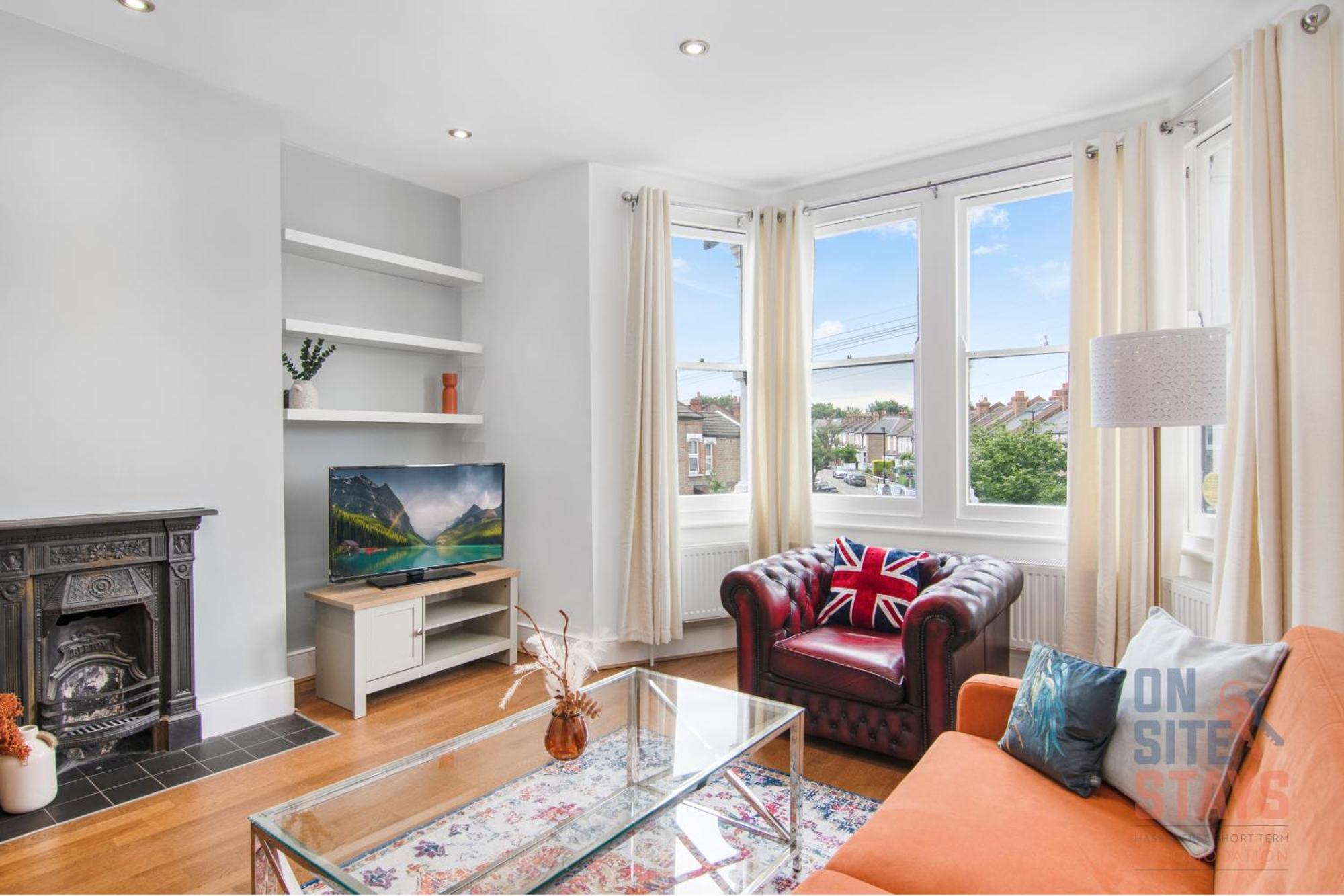 Lägenhet Onsitestays - Bright Spacious 2-br, Wifi And Lots Of Street Parking *