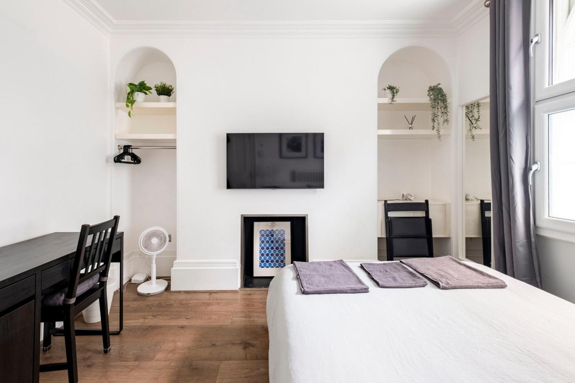 195vbr With Private Bathrooms, Shared Kitchen Londres