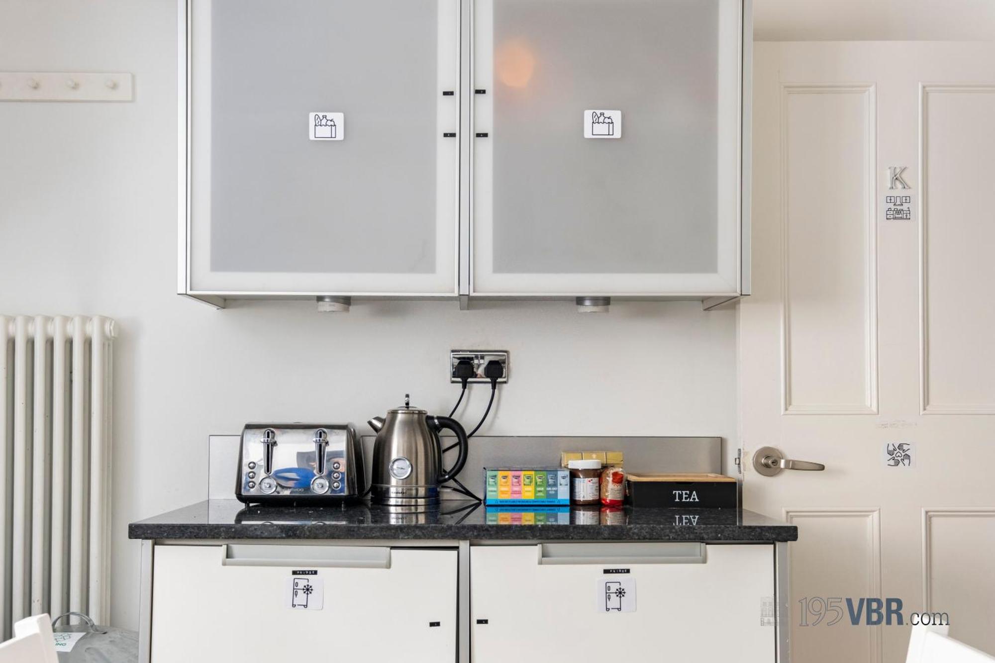 195vbr With Private Bathrooms, Shared Kitchen Appartement