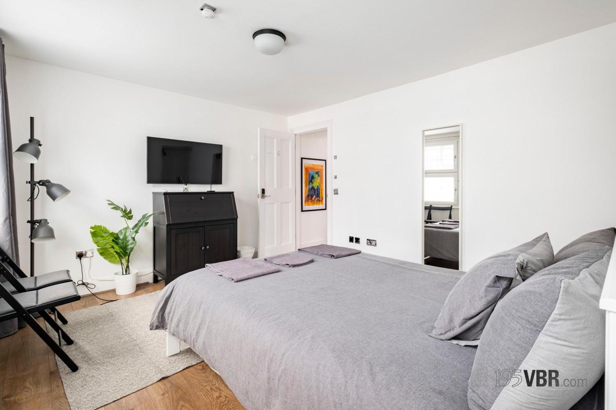 Appartement 195vbr With Private Bathrooms, Shared Kitchen *